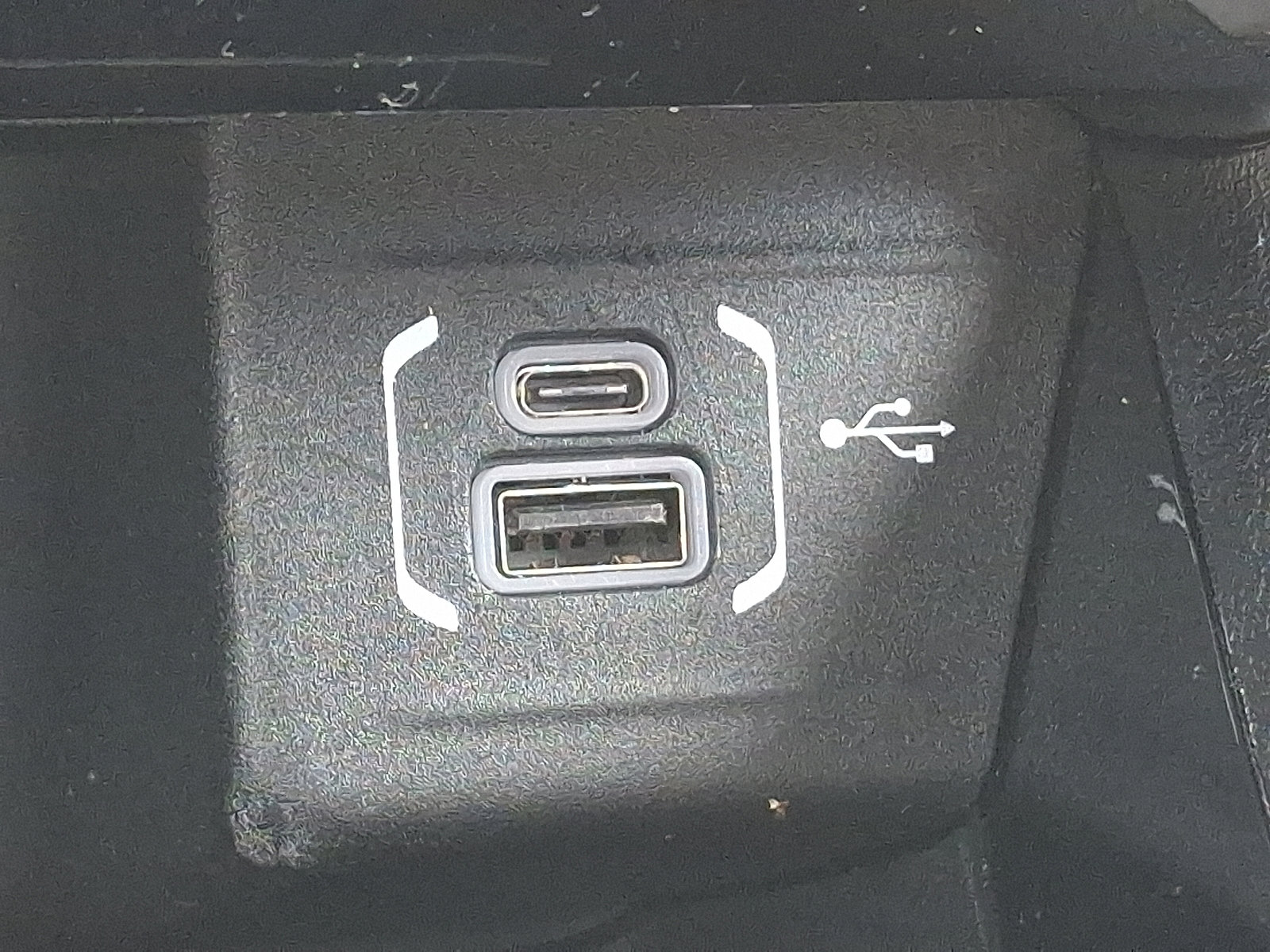 Certified 2024 Jeep Compass Limited image 26