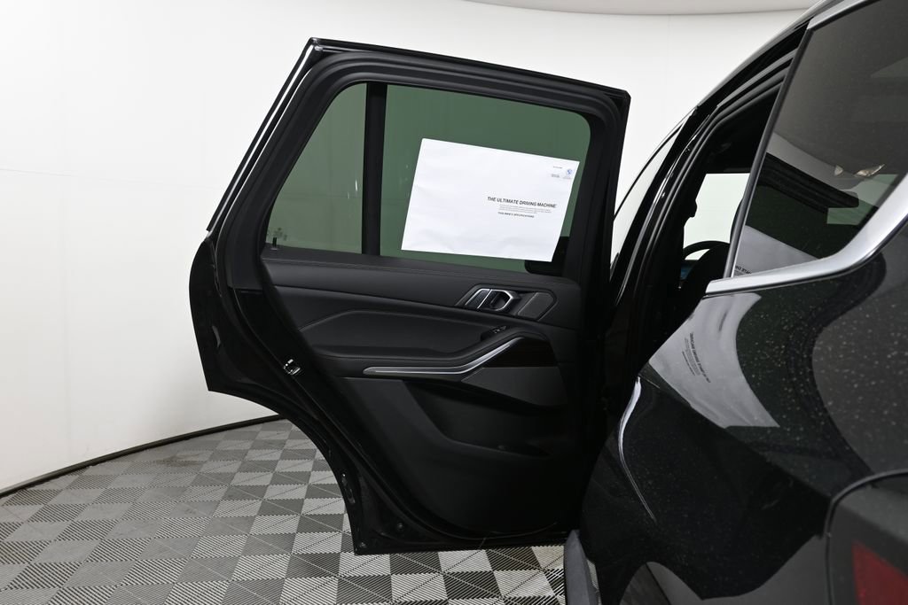 New 2026 BMW X5 xDrive50e AWD/4WD image 32