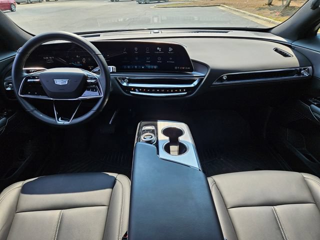 Used 2024 Cadillac Lyriq Tech AWD/4WD image 13