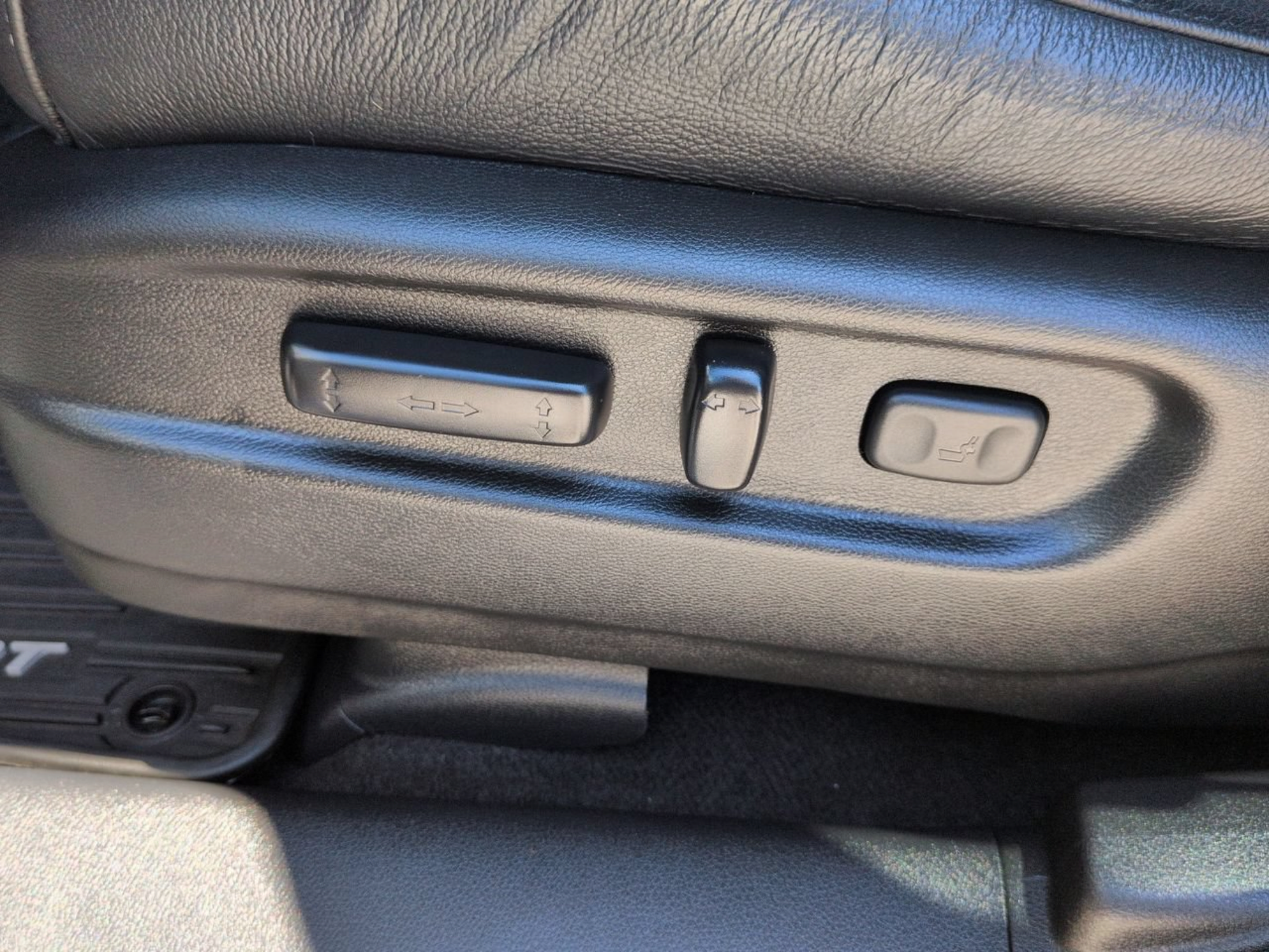 Used 2023 Honda Passport EX-L image 24