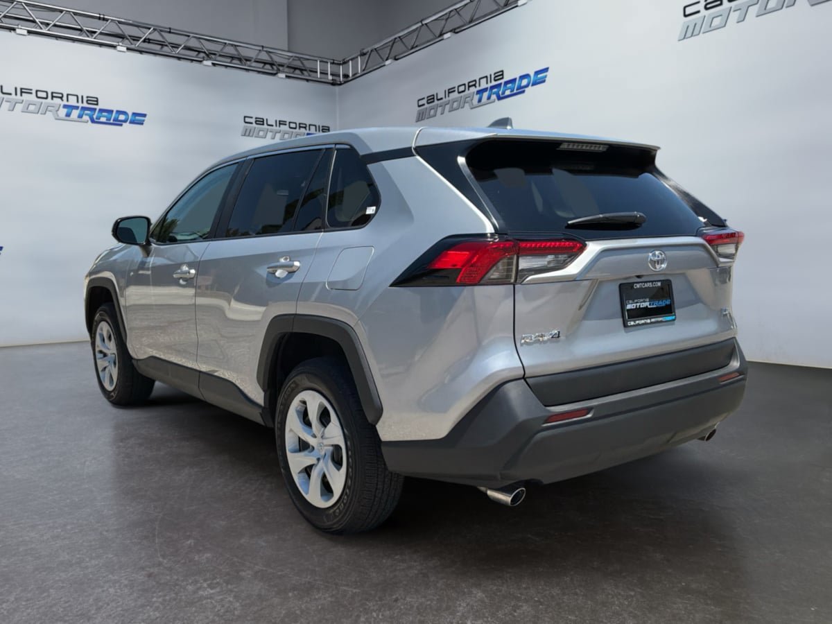 Used 2025 Toyota RAV4 LE FWD image 7