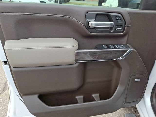 Used 2020 Chevrolet Silverado 2500 LTZ w/ LTZ Premium Package image 9