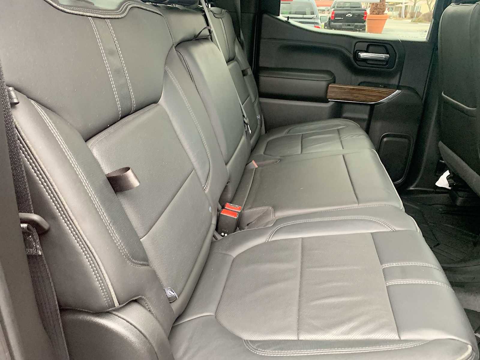 Certified 2019 Chevrolet Silverado 1500 High Country w/ Technology Package image 28