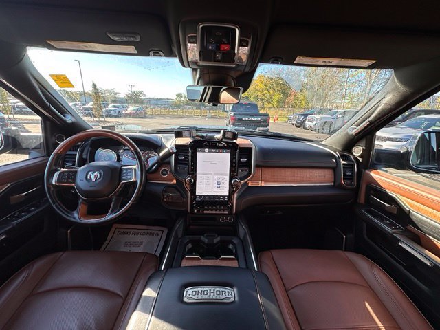 Used 2022 RAM 3500 Limited AWD/4WD image 2