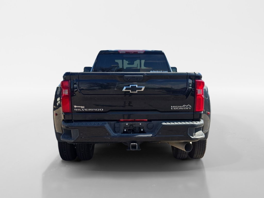 Used 2024 Chevrolet Silverado 3500 High Country w/ High Country Premium Package AWD/4WD image 5