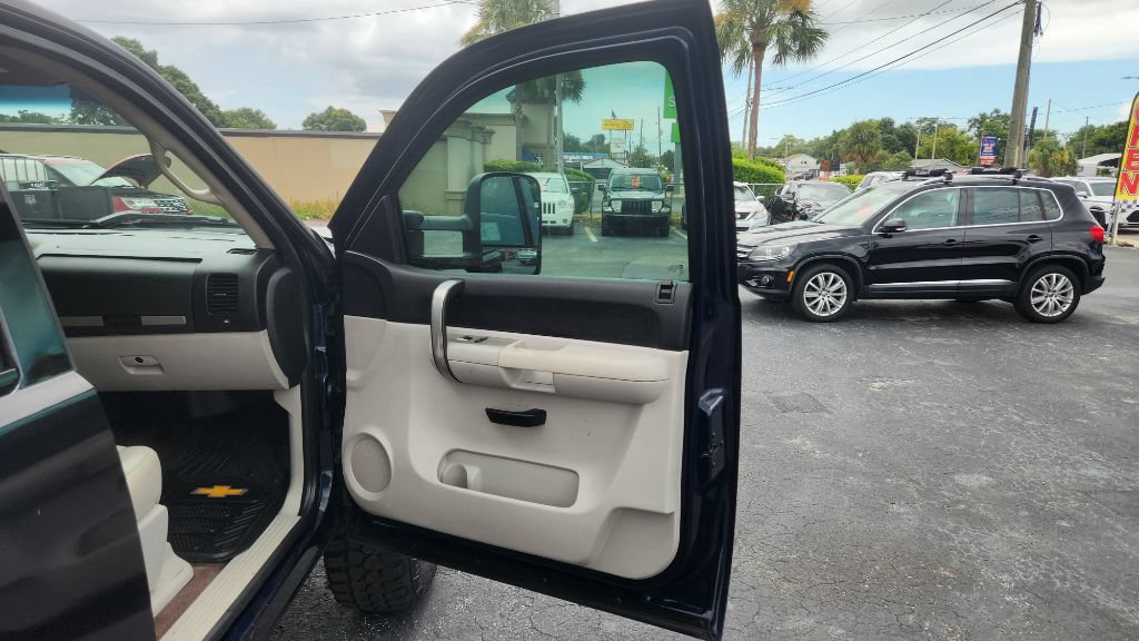 Used 2008 Chevrolet Silverado 1500 LT w/ Power Pack Plus AWD/4WD image 14