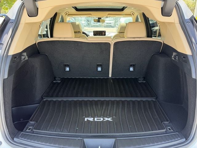 Used 2024 Acura RDX SH-AWD image 11