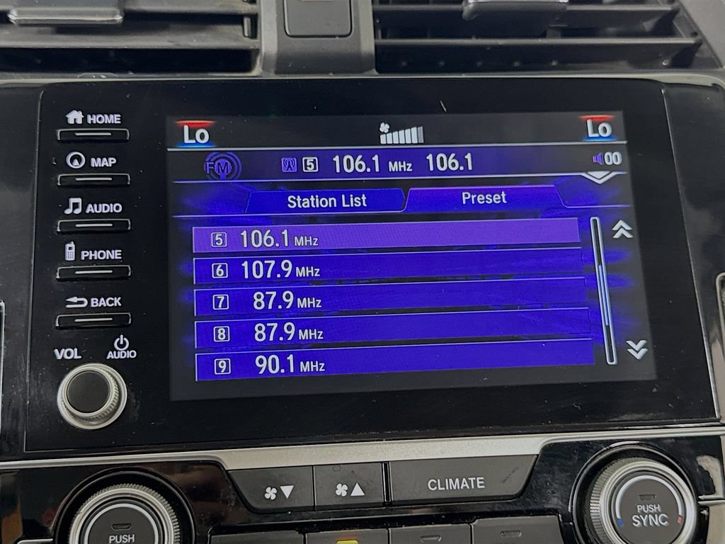 Used 2020 Honda Civic Touring image 27