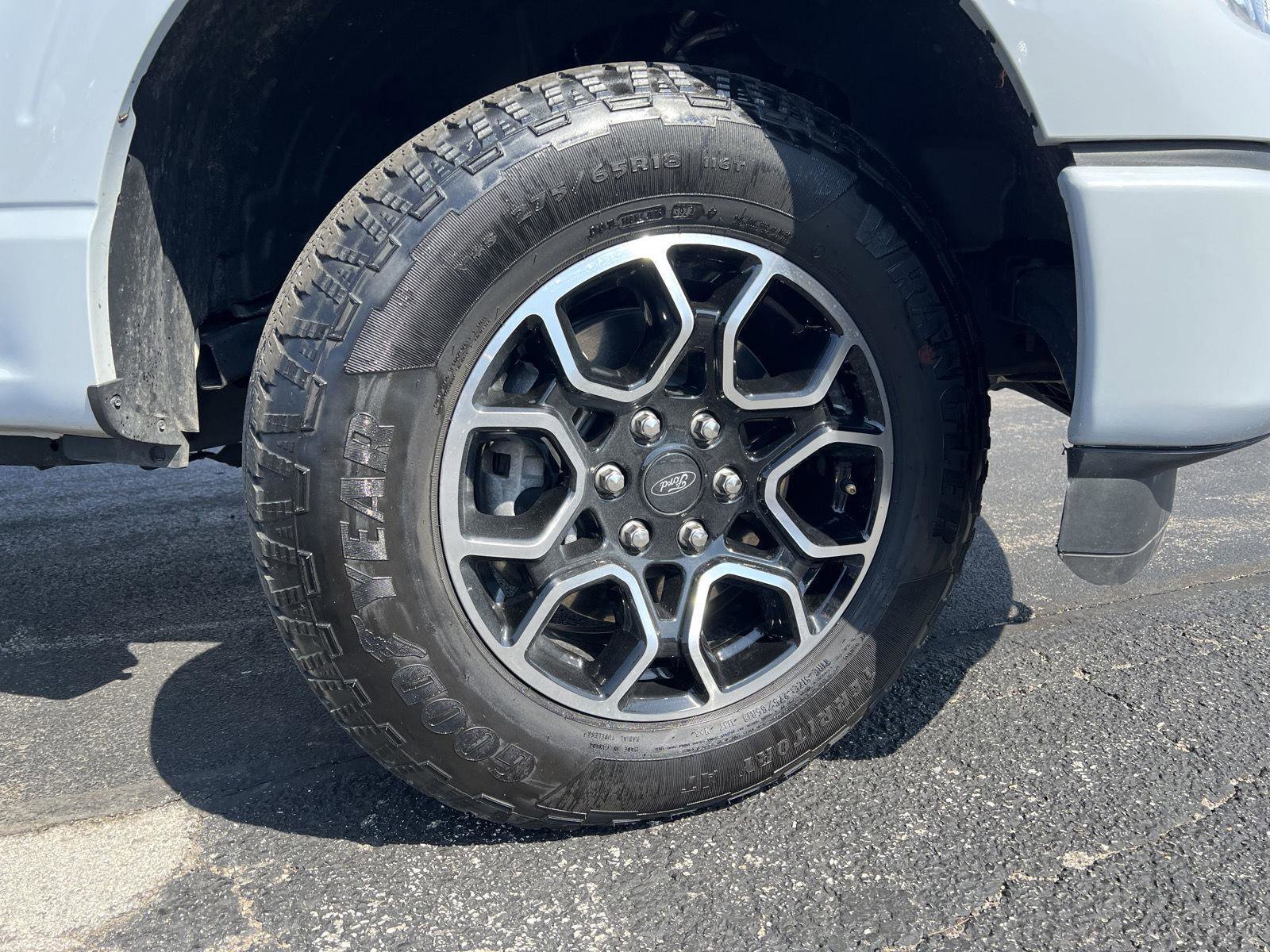 Used 2022 Ford F150 XL w/ STX Appearance Package image 2