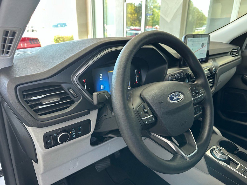New 2026 Ford Escape Active image 17