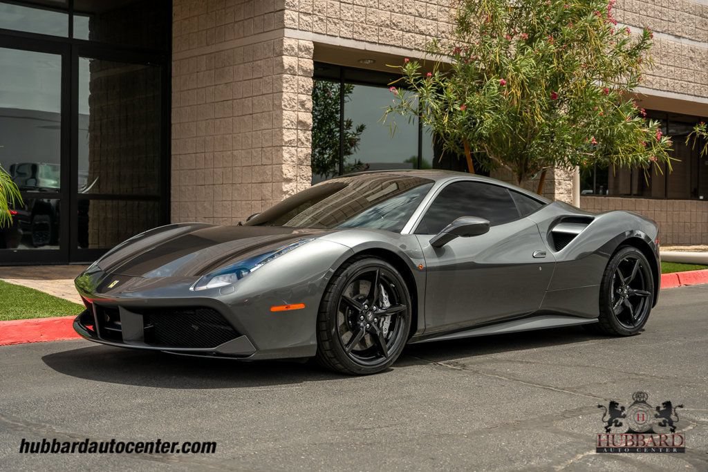 Used 2017 Ferrari 488 GTB RWD image 3