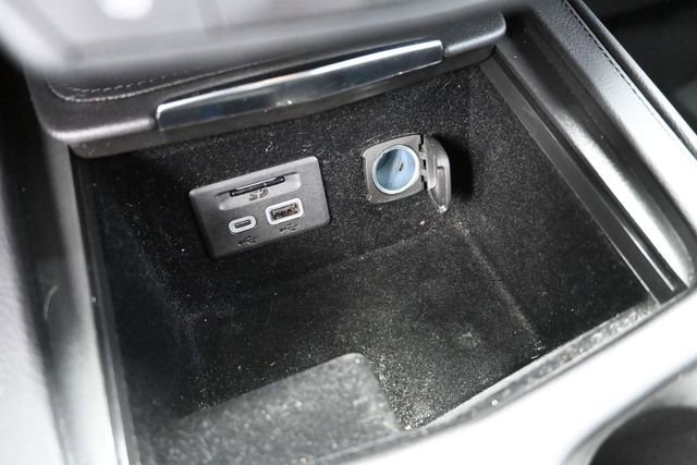 Used 2023 Cadillac XT4 Premium Luxury w/ Cold Weather Package AWD/4WD image 13