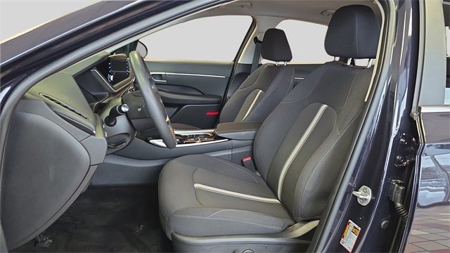 Used 2023 Hyundai Sonata SEL image 11