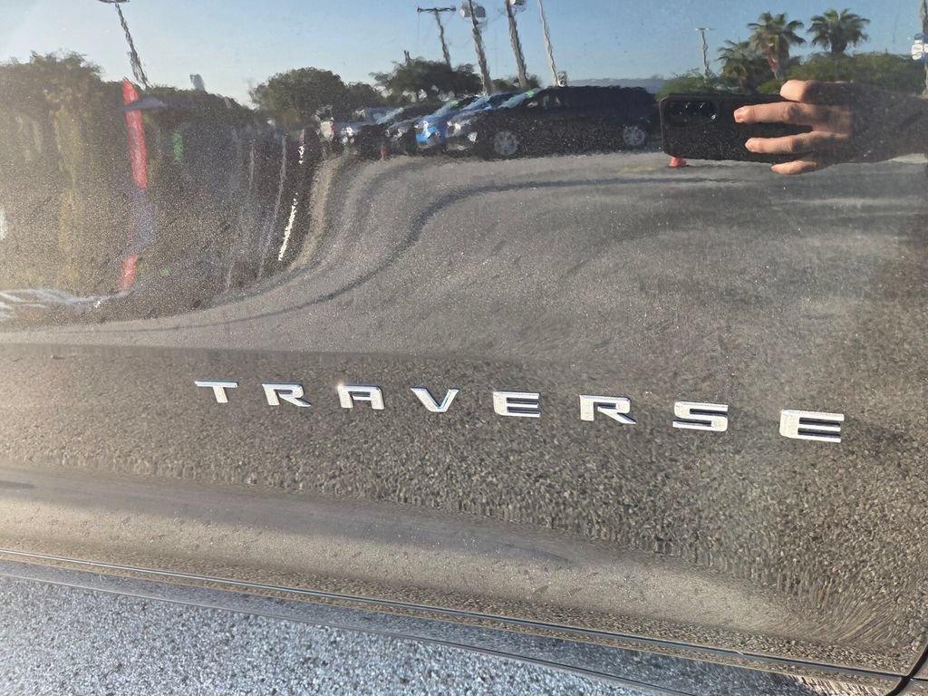 Used 2026 Chevrolet Traverse High Country w/ LPO, Floor Liner Package FWD image 4