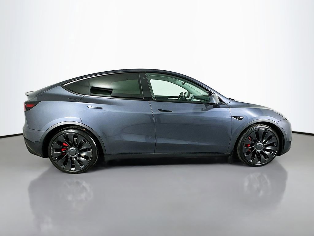 Used 2022 Tesla Model Y Performance image 8