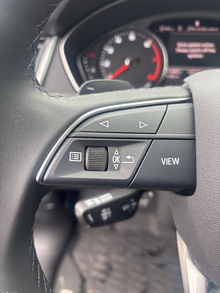 Used 2024 Audi Q5 2.0T Premium image 13