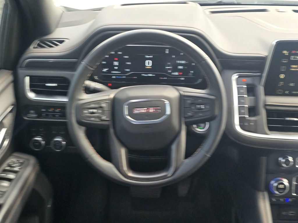 Used 2024 GMC Yukon AT4 w/ Technology Package AWD/4WD image 18