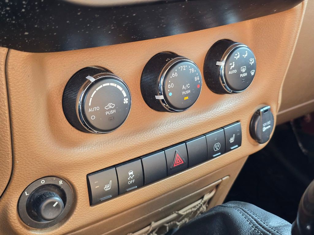 Used 2013 Jeep Wrangler Sahara w/ Connectivity Group AWD/4WD image 24
