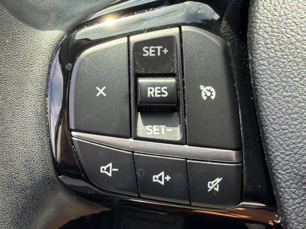 Used 2022 Ford Escape SEL FWD image 31