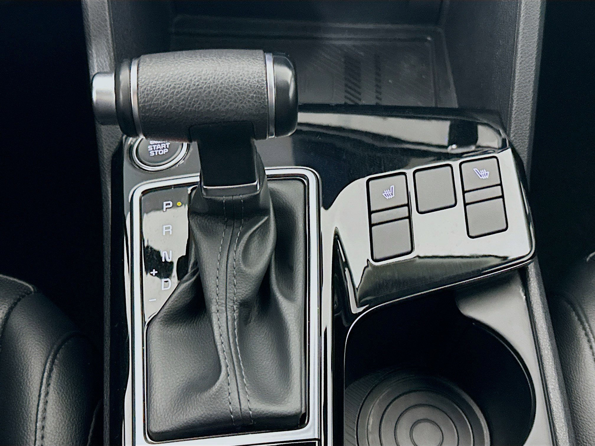 Used 2025 Kia Sportage EX image 25