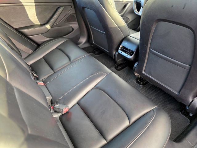 Used 2019 Tesla Model 3 Standard Range Plus image 35