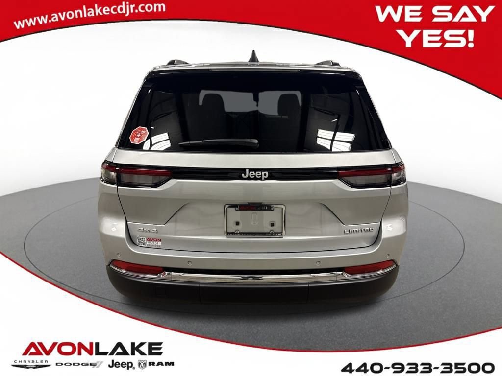 New 2025 Jeep Grand Cherokee Limited image 4