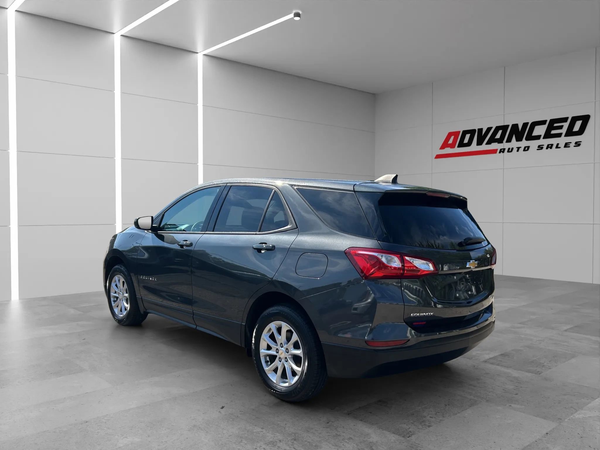 Used 2019 Chevrolet Equinox LS w/ LS Convenience Package image 5