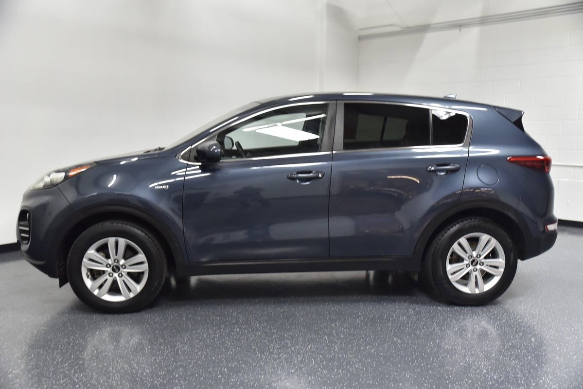 Used 2017 Kia Sportage LX AWD/4WD image 6