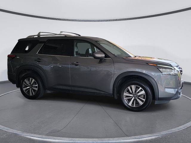 Used 2024 Nissan Pathfinder SL AWD/4WD video 2