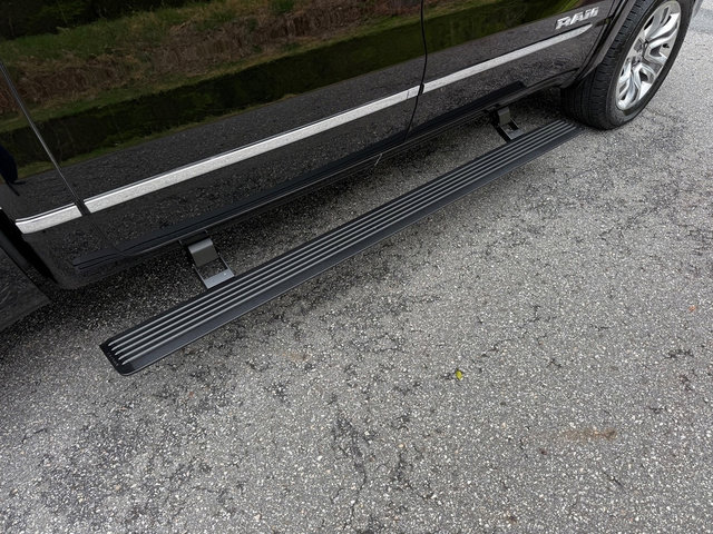 Used 2023 RAM 1500 Limited AWD/4WD image 7