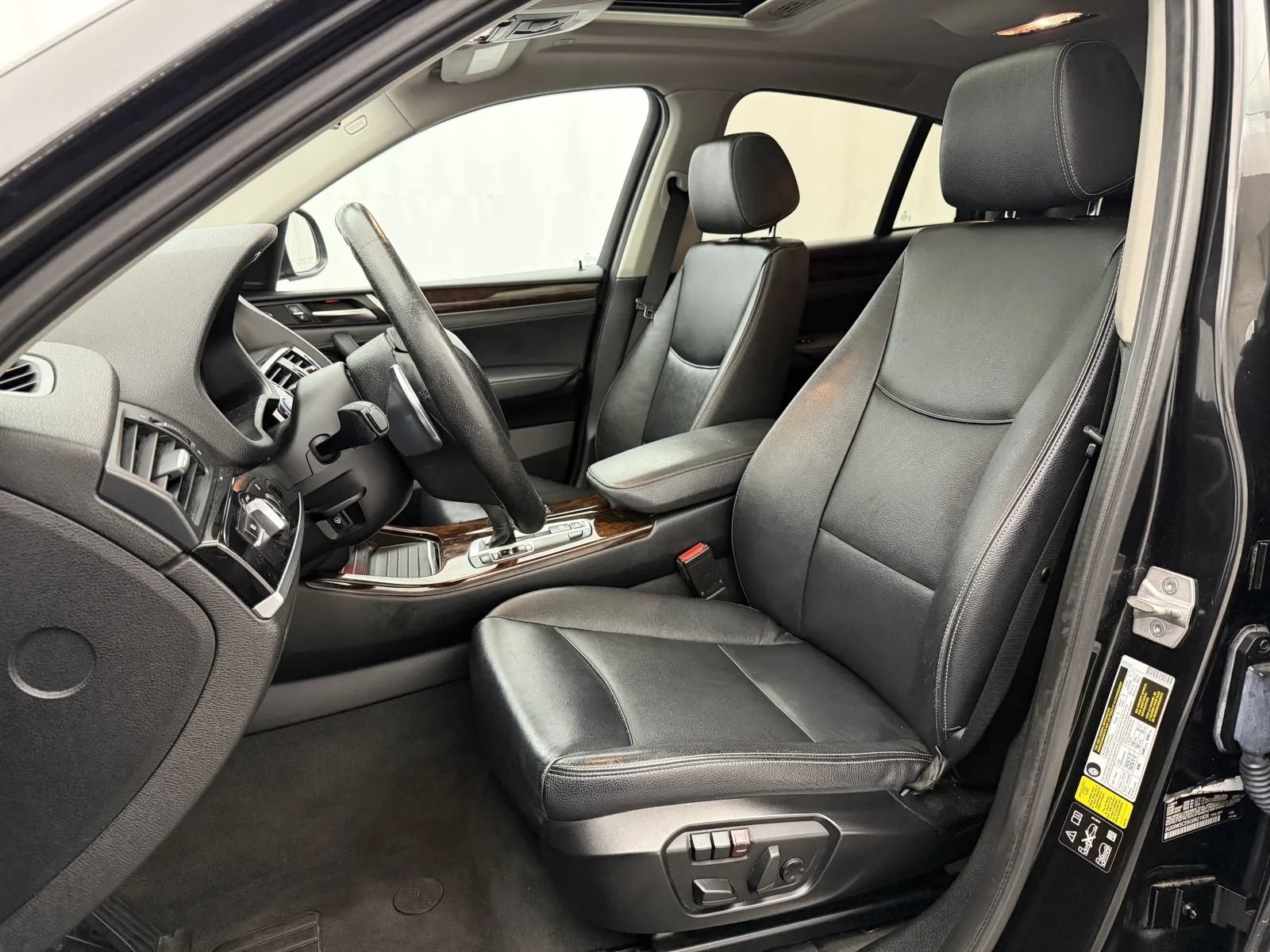 Used 2016 BMW X4 xDrive28i AWD/4WD image 11
