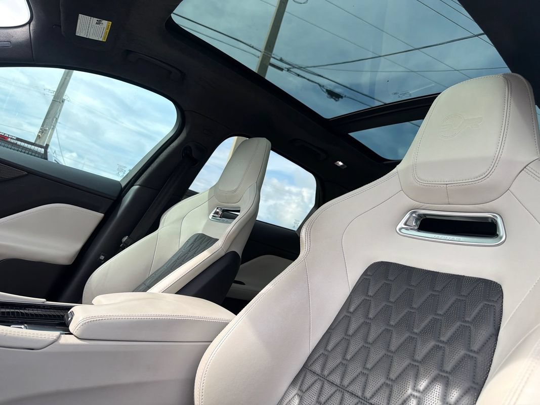 Used 2020 Jaguar F-PACE SVR AWD/4WD image 26