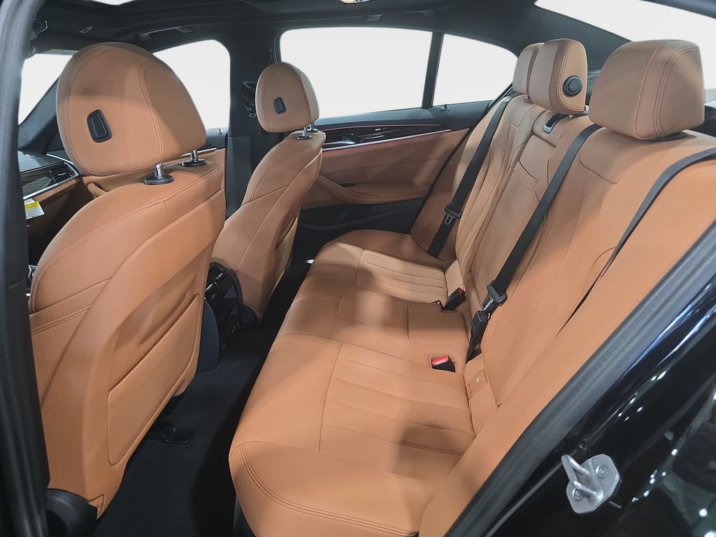 Certified 2023 BMW 530i w/ Convenience Package RWD image 25