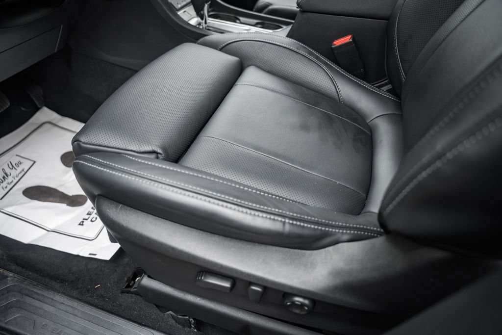 Used 2023 Subaru Ascent Limited image 34