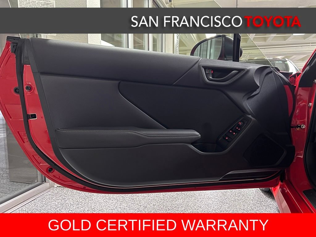 Certified 2025 Toyota GR86 w/ ALL Weather Mat Package (TMS) RWD image 27