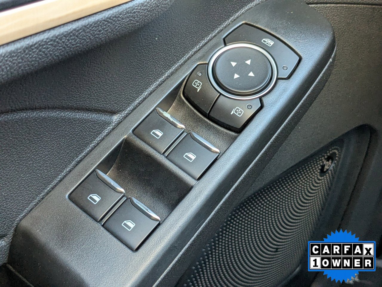 Certified 2022 Ford Escape Titanium w/ Titanium Elite Package image 26