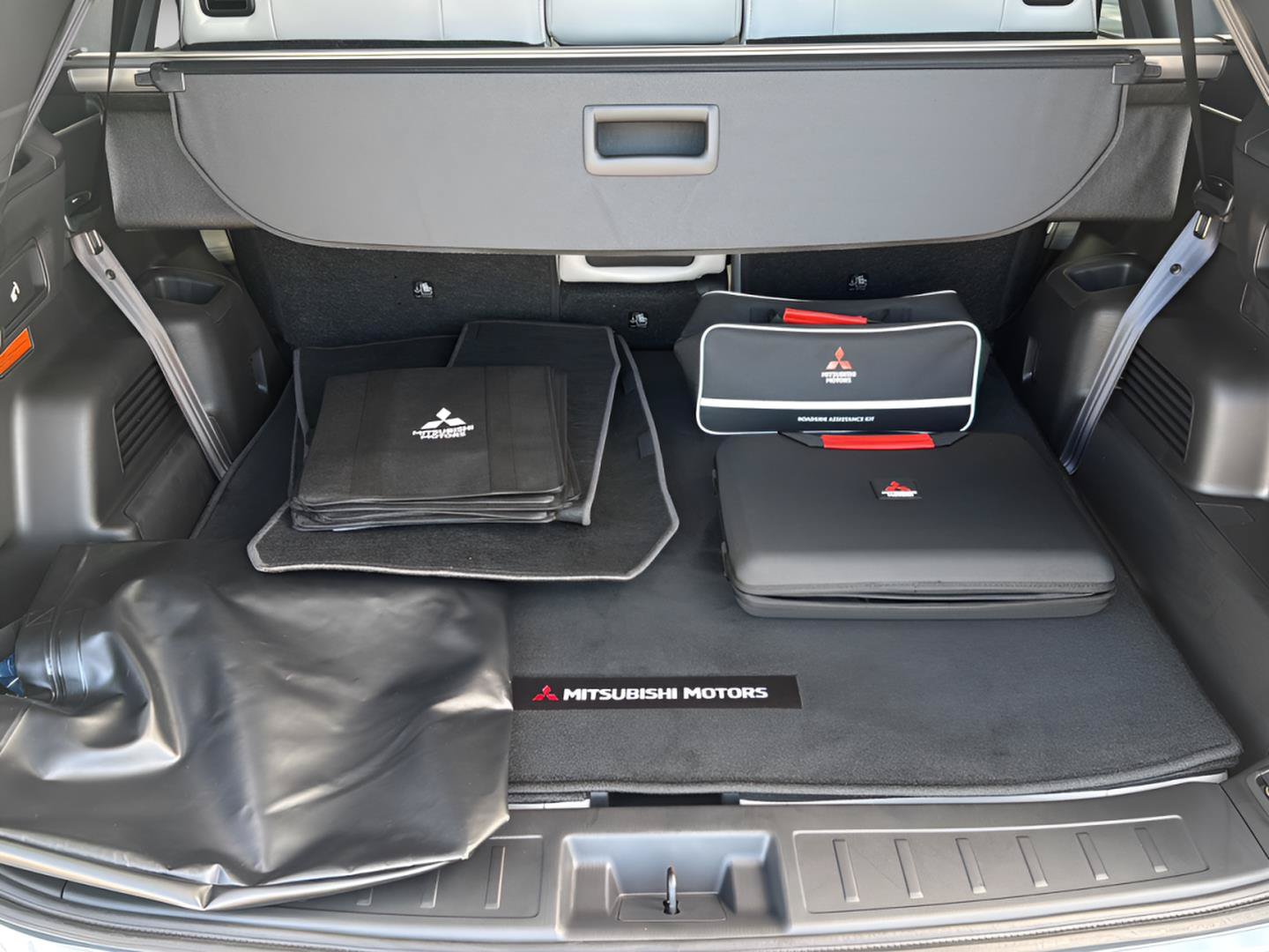 New 2026 Mitsubishi Outlander SE AWD/4WD image 27