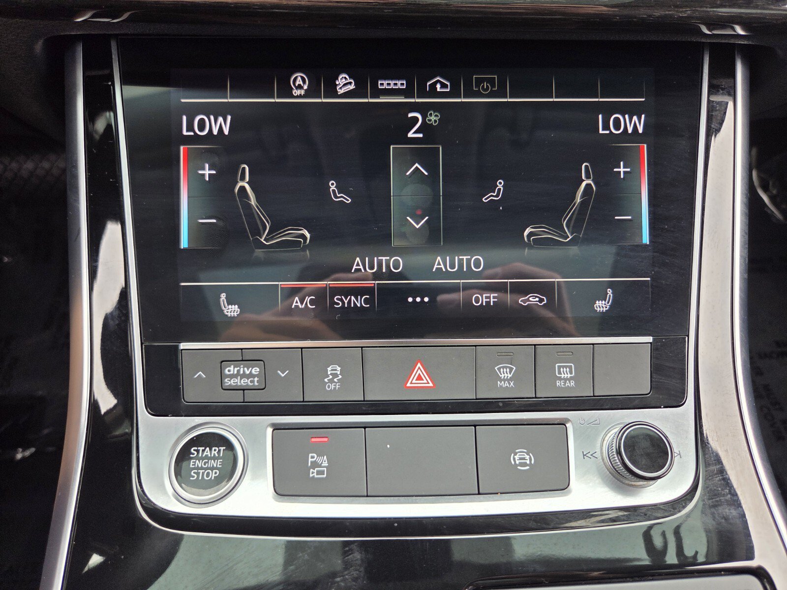 Used 2023 Audi Q7 3.0T Premium Plus AWD/4WD image 25
