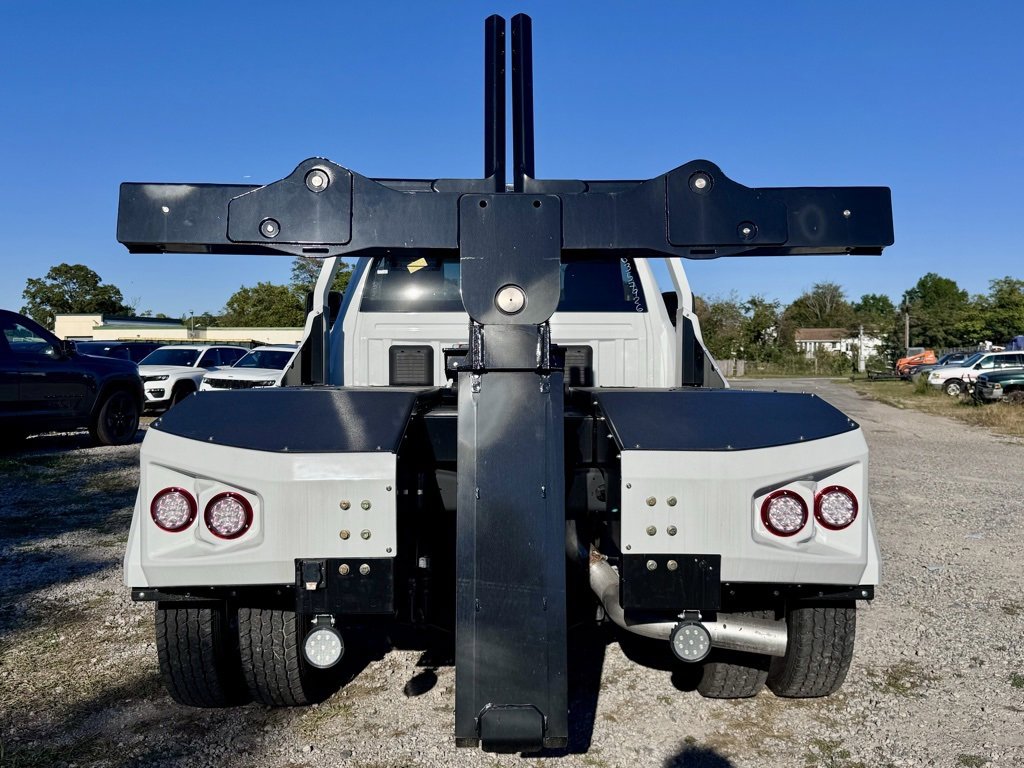 New 2024 RAM 4500 SLT w/ Quick Order Package 2YG SLT image 1