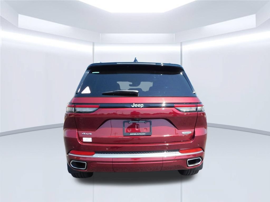 Used 2023 Jeep Grand Cherokee Summit w/ MOPAR Finishing Package AWD/4WD image 4