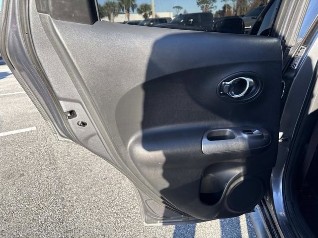 Used 2016 Nissan Juke SL image 10