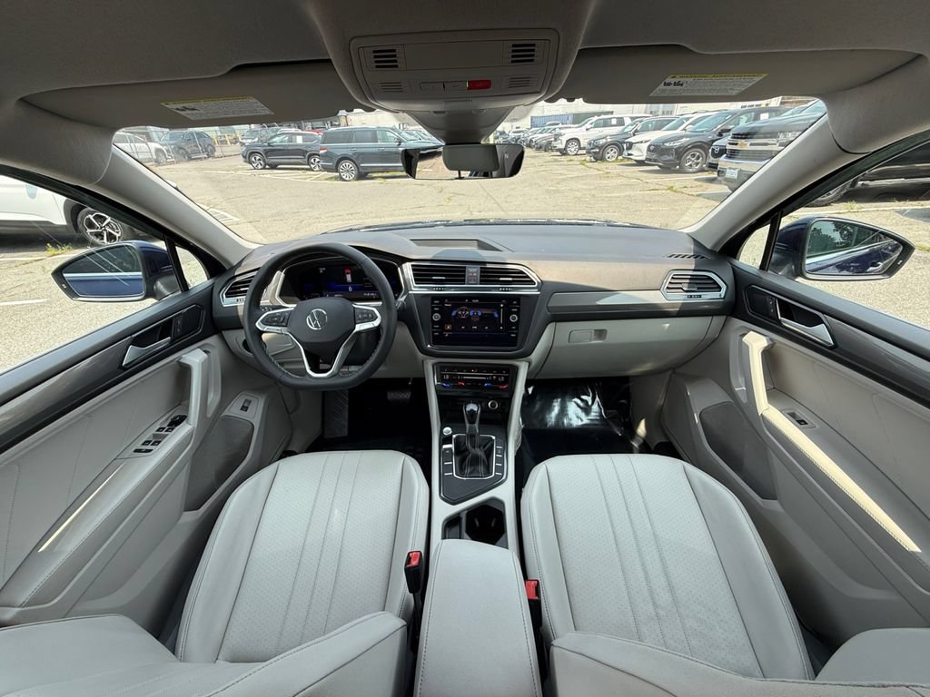 Used 2022 Volkswagen Tiguan SE FWD image 22