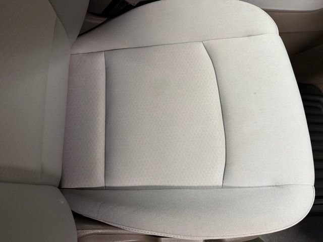 Used 2020 Chevrolet Malibu LT FWD image 28