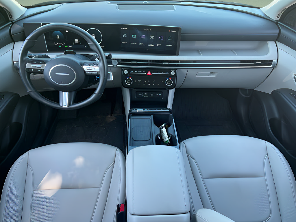 Used 2025 Hyundai Tucson SEL AWD/4WD image 21