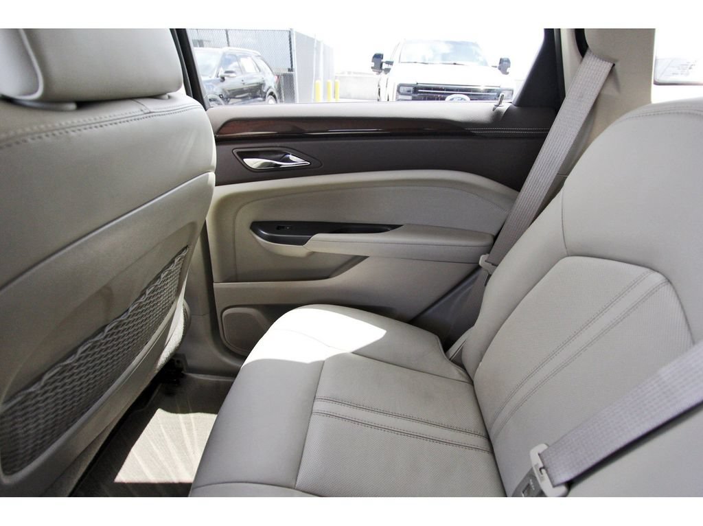 Used 2012 Cadillac SRX Luxury FWD image 12