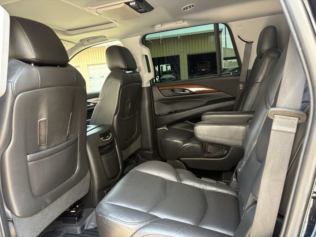 Used 2019 Cadillac Escalade Premium Luxury w/ LPO, Radiant Package RWD image 24