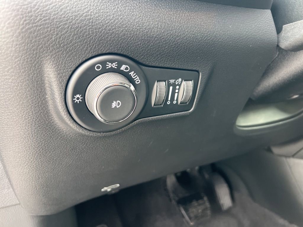 New 2026 Jeep Compass Limited image 22