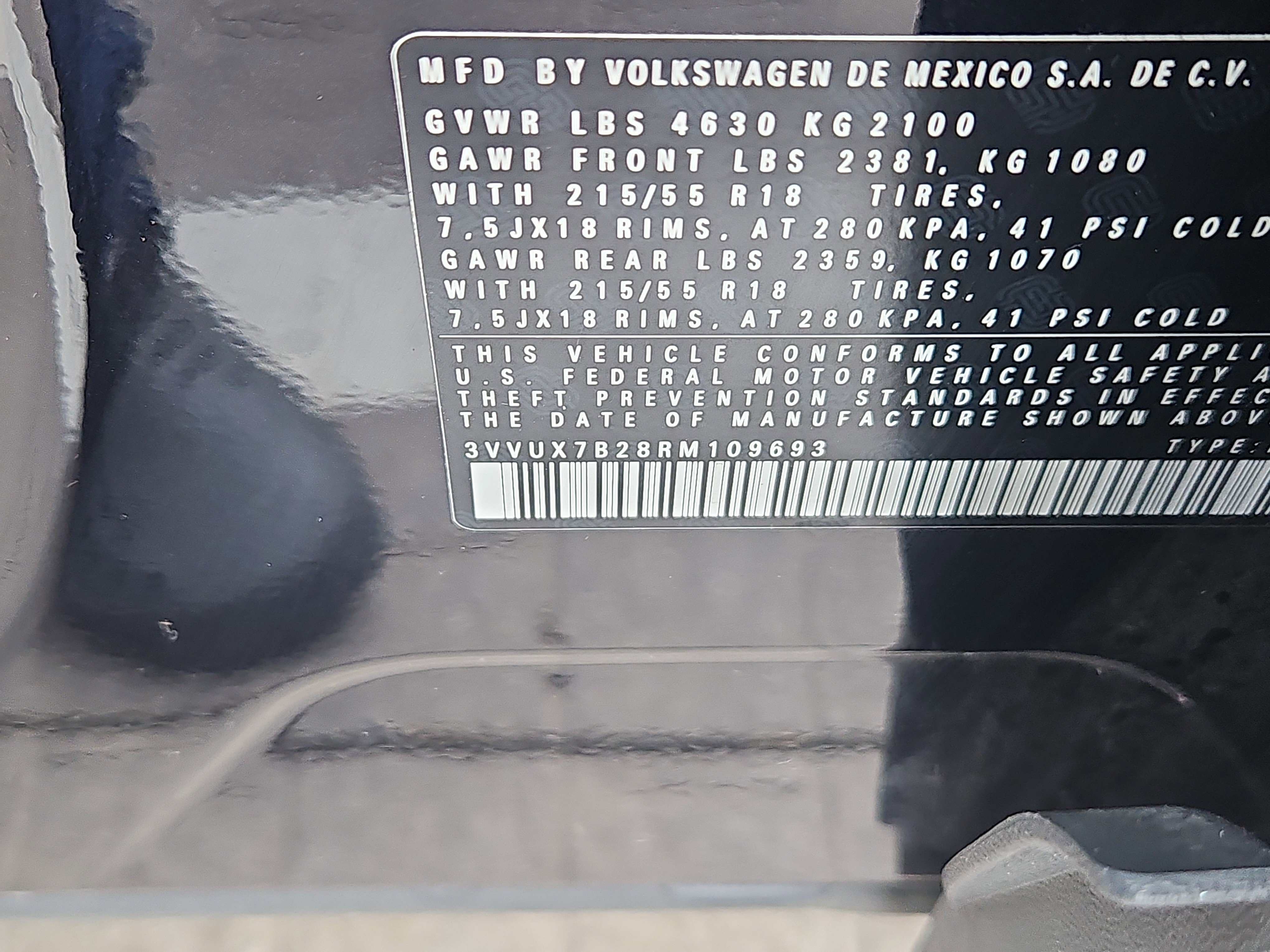 Certified 2024 Volkswagen Taos SE AWD/4WD image 8