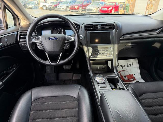 Used 2018 Ford Fusion SE w/ Equipment Group 201A image 7