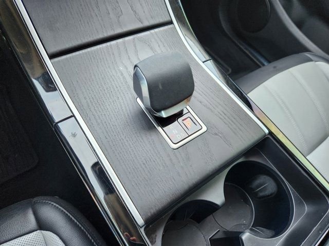 Used 2024 Land Rover Range Rover Evoque Dynamic SE image 23
